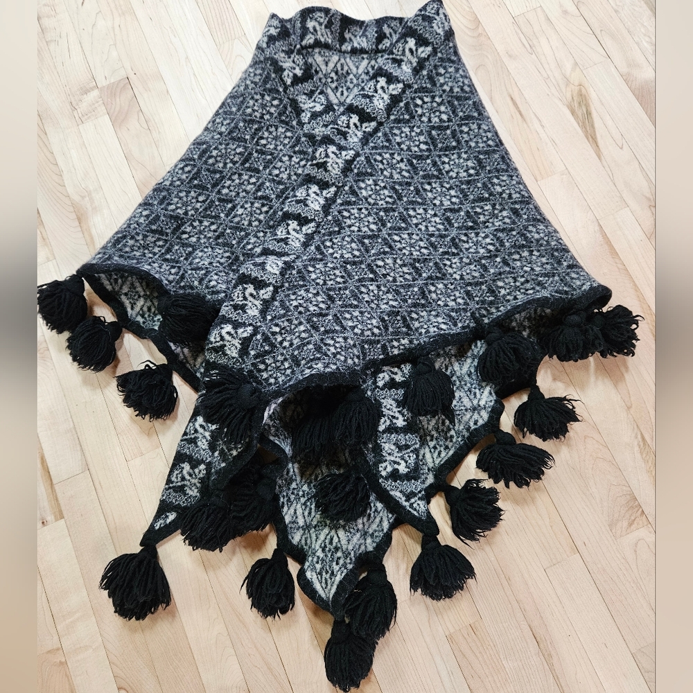 Sonia Rykiel shawl